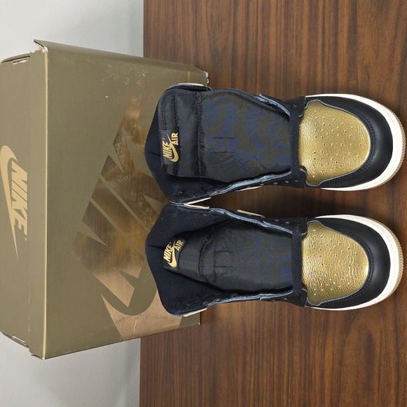 Air Jordan 1 Retro High GS Gold Black Women's 7/Youth 5.5 FD1437 071 New - Picture 3 of 8